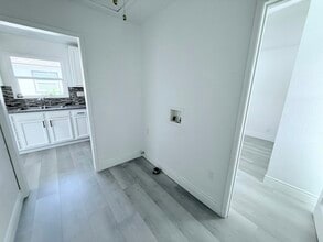231 E Nicolet St in Banning, CA - Building Photo - Building Photo