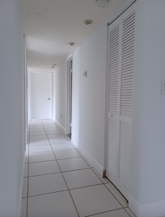 4730 NW 102nd Ave, Unit 201 in Doral, FL - Building Photo