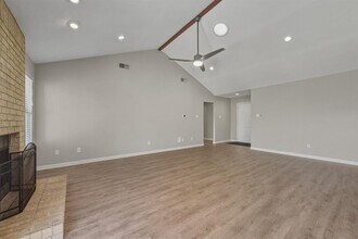 4615 Sidereal Dr in Austin, TX - Building Photo - Building Photo