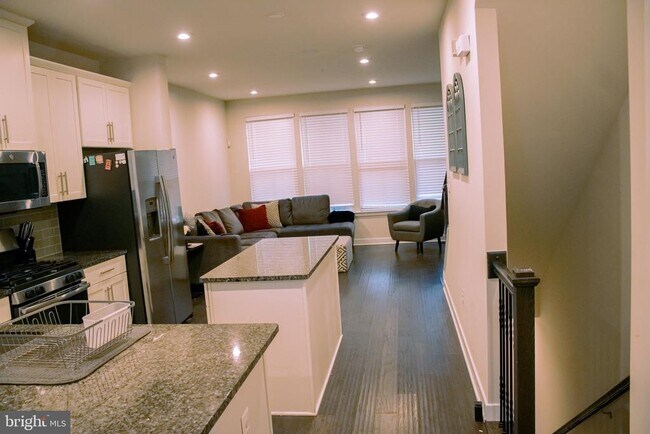 6212 Editors Park Dr in Hyattsville, MD - Building Photo - Building Photo