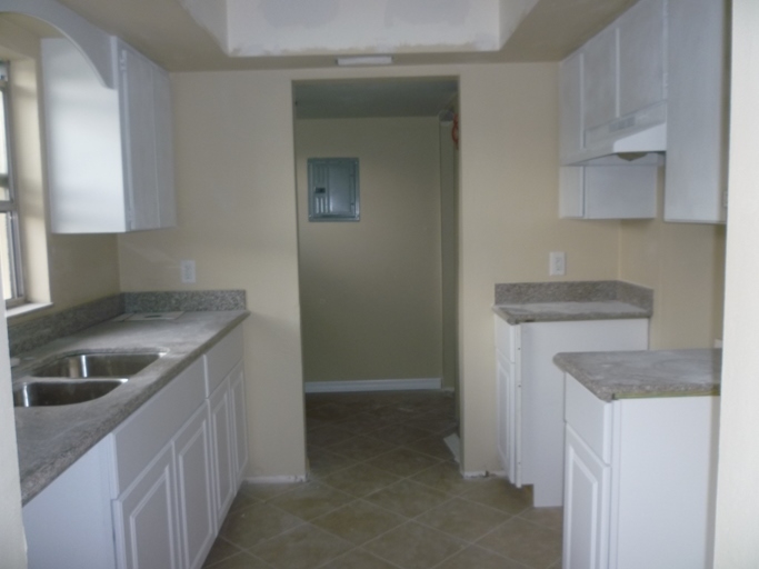 2837 Jackson St in Ft. Myers, FL - Foto de edificio