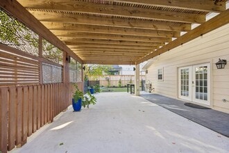 2619 Eastgrove Ln in Houston, TX - Building Photo - Building Photo