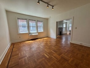 2015 Wightman St in Pittsburgh, PA - Building Photo - Building Photo
