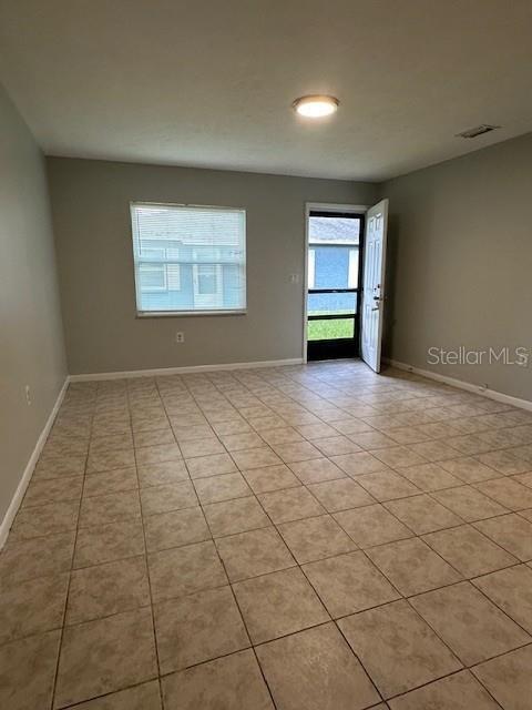 10405 N Jasmine Ave in Tampa, FL - Building Photo - Building Photo