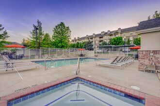 River Oaks in West Jordan, UT - Foto de edificio - Building Photo
