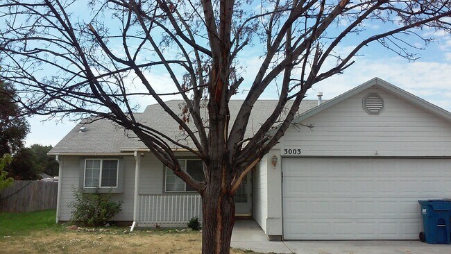 3003 Kingsgate Dr