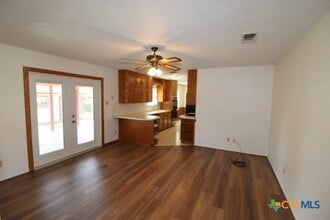 1606 Hughes Ave in Copperas Cove, TX - Building Photo - Building Photo
