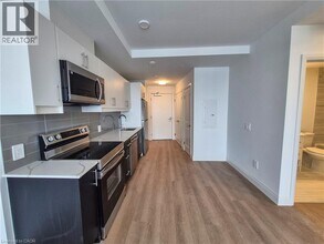 1333 Weber St E in Kitchener, ON - Building Photo - Building Photo