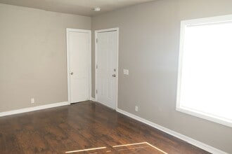 210 Rutledge St in Gary, IN - Building Photo - Building Photo
