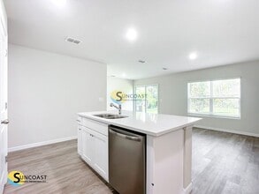 19 Wood Amber Ln in Palm Coast, FL - Building Photo - Building Photo