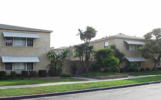 4580-4590 N Banner Dr Apartamentos