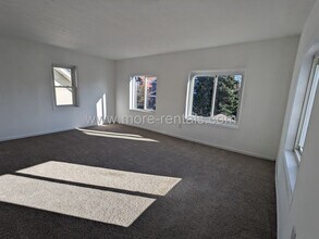 546 E Jenkins Ave in Columbus, OH - Foto de edificio - Building Photo