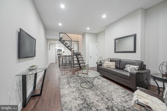 property at 2538 Turner St