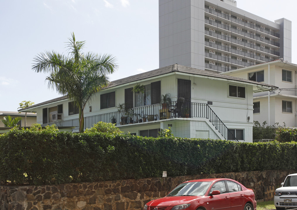 1807 Anapuni St in Honolulu, HI - Foto de edificio