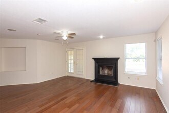 2321 Friarcreek Loop in Round Rock, TX - Building Photo - Building Photo