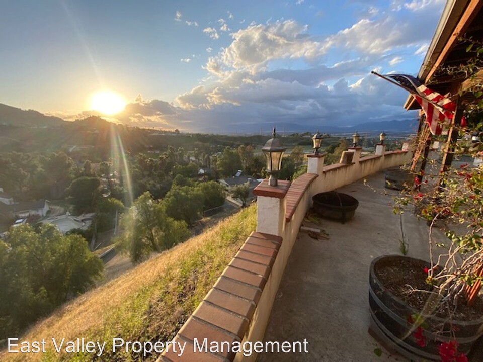 11995 Reche Canyon Rd in Colton, CA - Building Photo