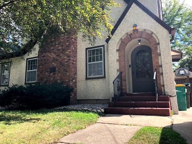 property at 834 1st St NW