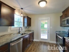 2945 Lancelot Ln in Clarksville, TN - Building Photo - Building Photo