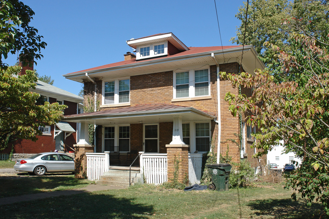 119 University Ave in Lexington, KY - Building Photo