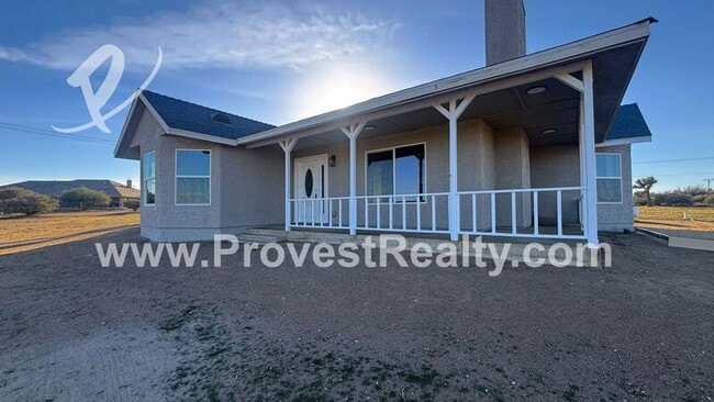 8948 Sage St in Phelan, CA - Building Photo - Building Photo