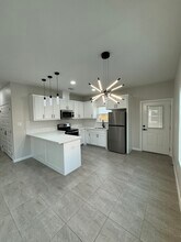 3524 S Dominque Dr, Unit 3 in Pharr, TX - Building Photo - Building Photo