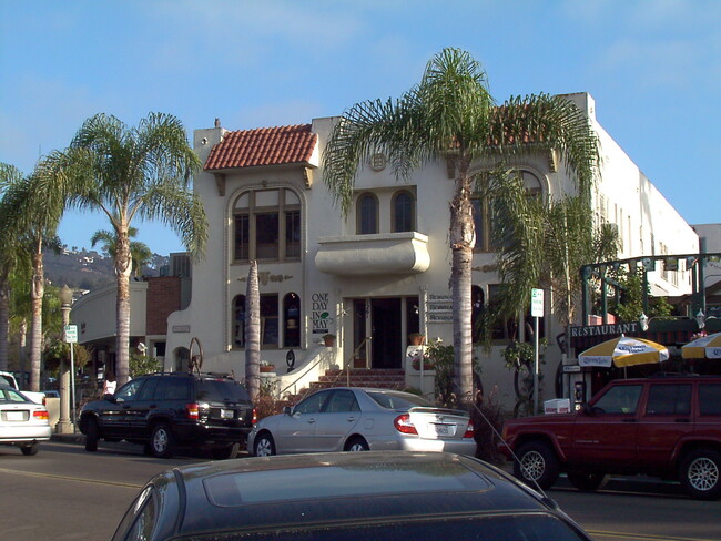 1261 Prospect St, Unit 12 in La Jolla, CA - Building Photo - Building Photo