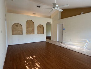 610 Briarcliff Ave in Eustis, FL - Building Photo - Building Photo