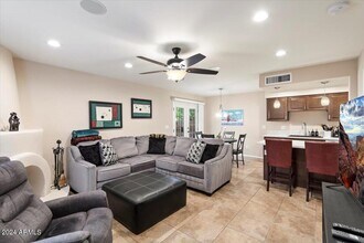 10415 N 10th St in Phoenix, AZ - Building Photo - Building Photo