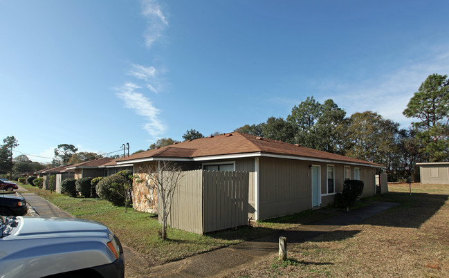 4736 Bellview Ave in Pensacola, FL - Building Photo - Building Photo