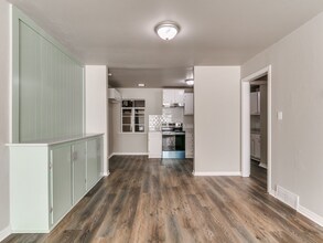 3813 NW 17th St in Oklahoma City, OK - Building Photo - Building Photo