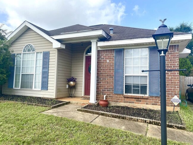 1511 Homestead Dr W in Semmes, AL - Building Photo - Building Photo