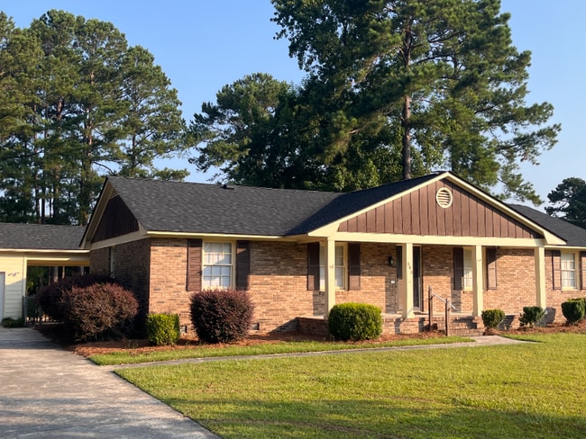 property at 343 Guildford Cir