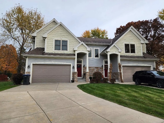 property at S80W16985 Boehm Ct