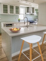 La Ventana in West Hollywood, CA - Building Photo