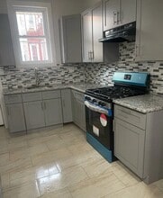 2128 N Corlies St in Philadelphia, PA - Building Photo - Building Photo