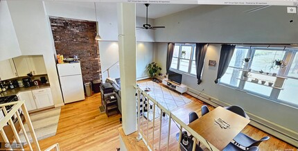110 Central St, Unit 1R in Somerville, MA - Foto de edificio - Building Photo