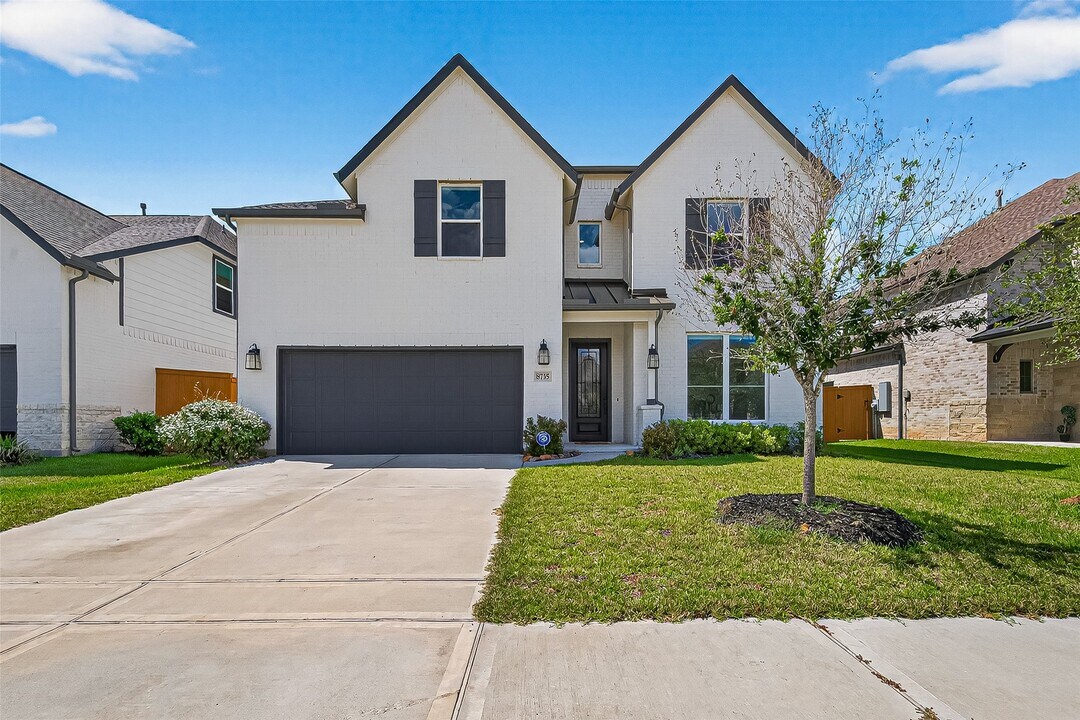 8735 Flounder Rosa Ln in Cypress, TX - Foto de edificio