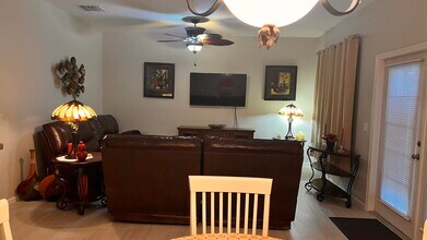 18226 50th St N in The Acreage, FL - Foto de edificio - Building Photo
