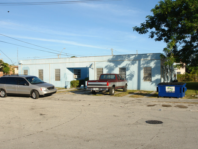 1191 NW 61st St in Miami, FL - Building Photo - Building Photo