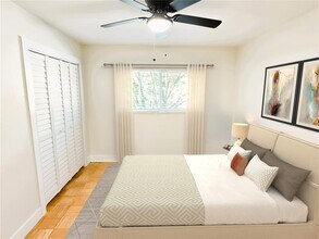 4640 W Lamb Ave in Tampa, FL - Building Photo - Building Photo