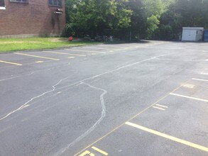 Oakland Heights Apartments in Methuen, MA - Building Photo - Building Photo