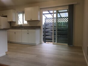 11501-11503 SE 34th Ave in Milwaukie, OR - Building Photo - Building Photo