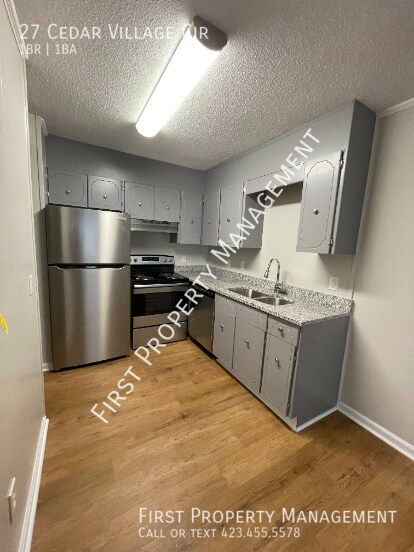 27 Cedar Village Cir in Fort Oglethorpe, GA - Building Photo