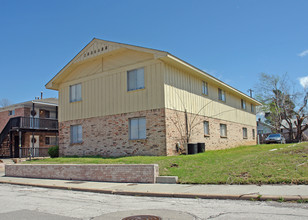 1137 S Victor Ave in Tulsa, OK - Building Photo - Building Photo