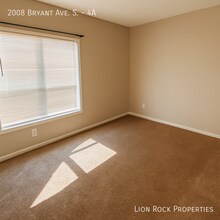 2008 Bryant Ave S in Minneapolis, MN - Building Photo - Building Photo