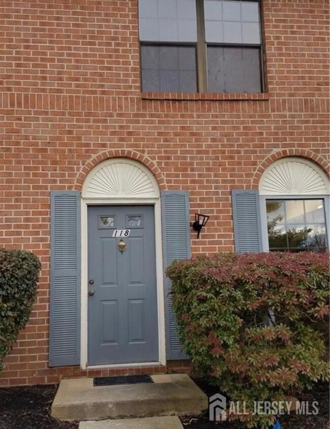 property at 118 Pear Tree Ln