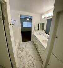 15256 Sunbeam Ct in Victorville, CA - Building Photo - Building Photo