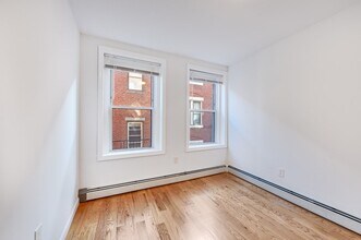 12 Foster St in Boston, MA - Building Photo - Building Photo