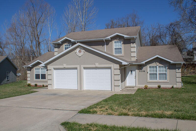 5204 Tessa Way in Columbia, MO - Building Photo