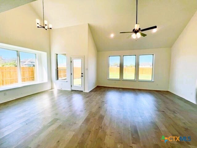 property at 608 Breeze Hollow Ln